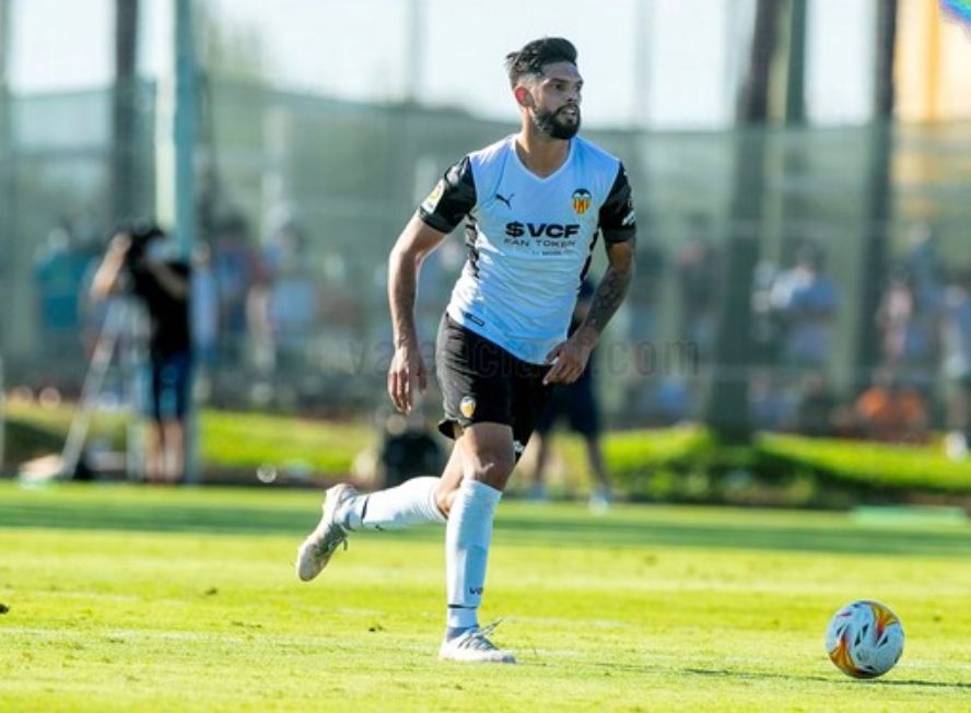  Alderete debuta con el Valencia CF