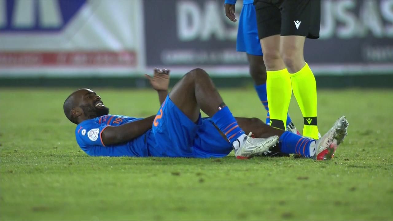 Arenteiro-Valencia: Lesión de Foulquier