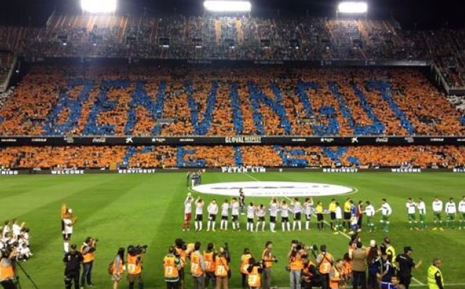  Bienvenido Peter Lim (su primer día en Mestalla)