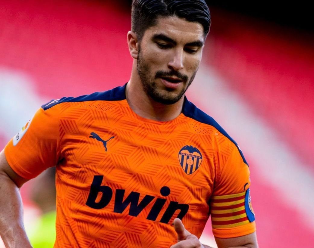  Carlos Soler, capitán del Valencia CF