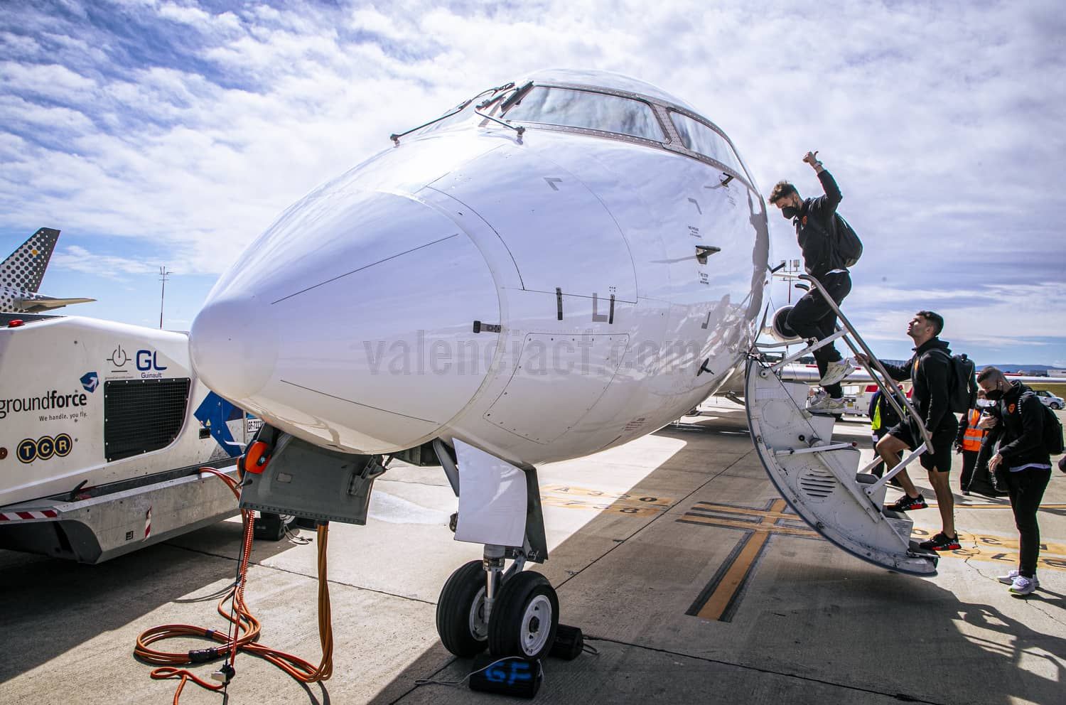  El Valencia CF viajará a la final con un avión tematizado en el que pondrá ADN Bronco y Copero.