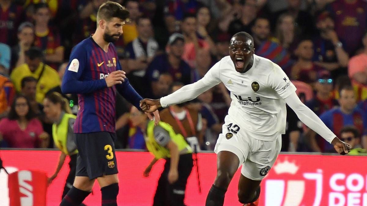  Diakhaby celebra el título de Copa del Rey