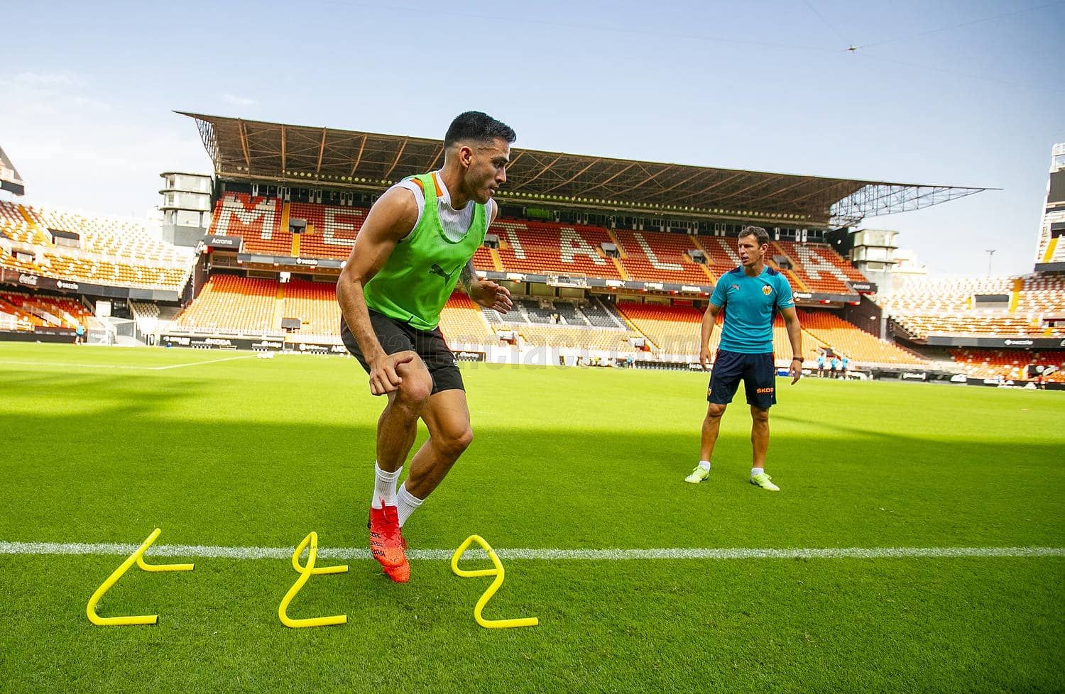 Al margen de los lesionados, Maxi Gómez será baja por sanción