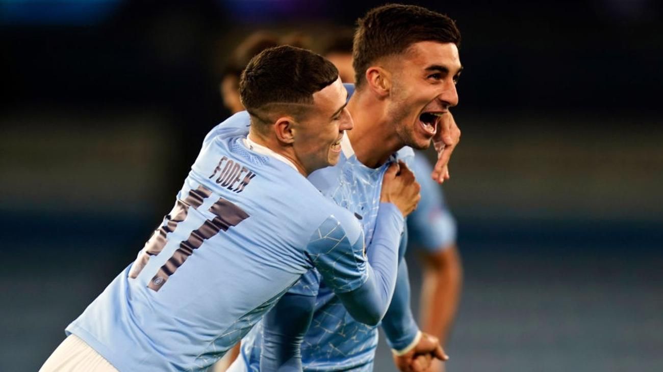  Ferran Torres marca con el Manchester City