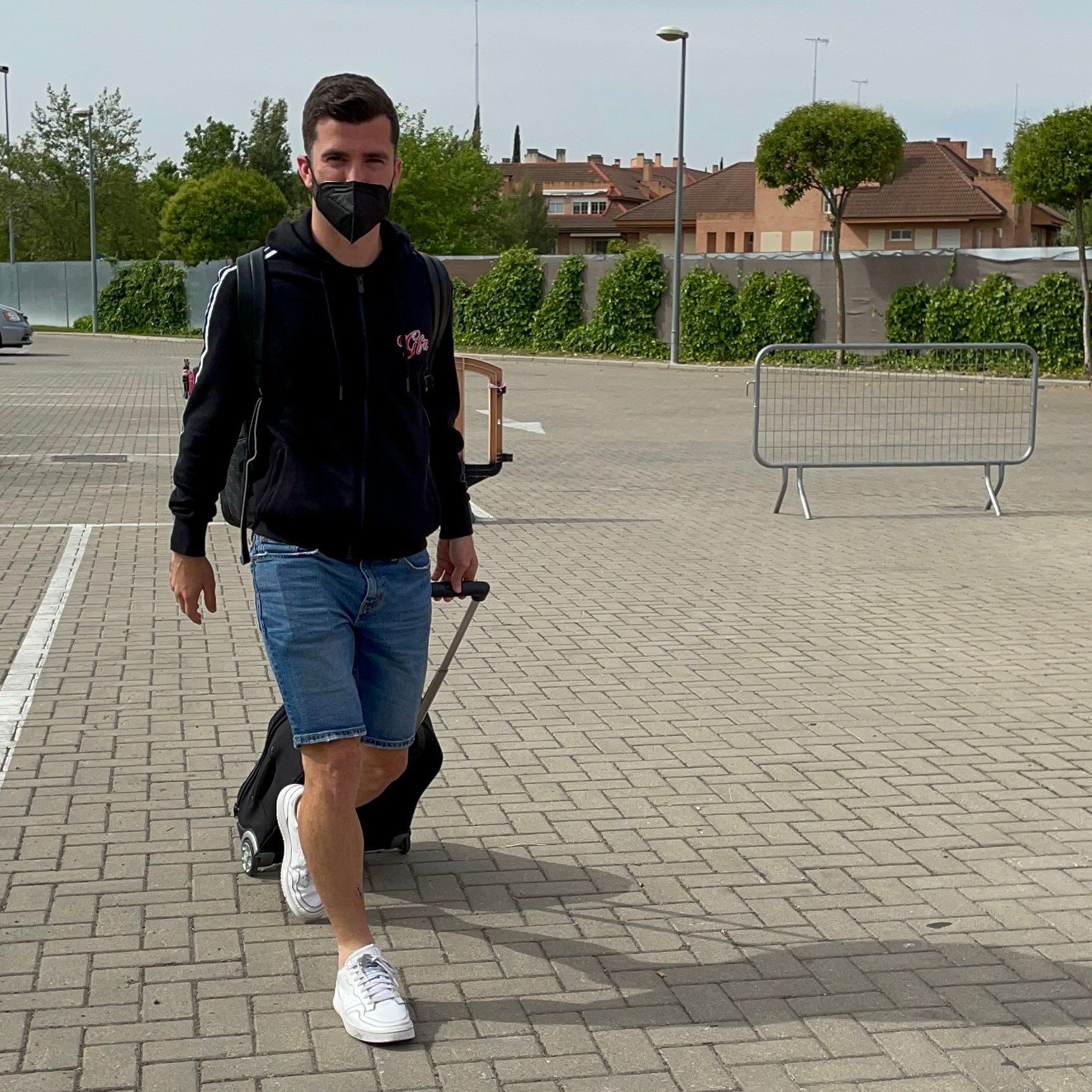  Gayà llega a la concentración de España