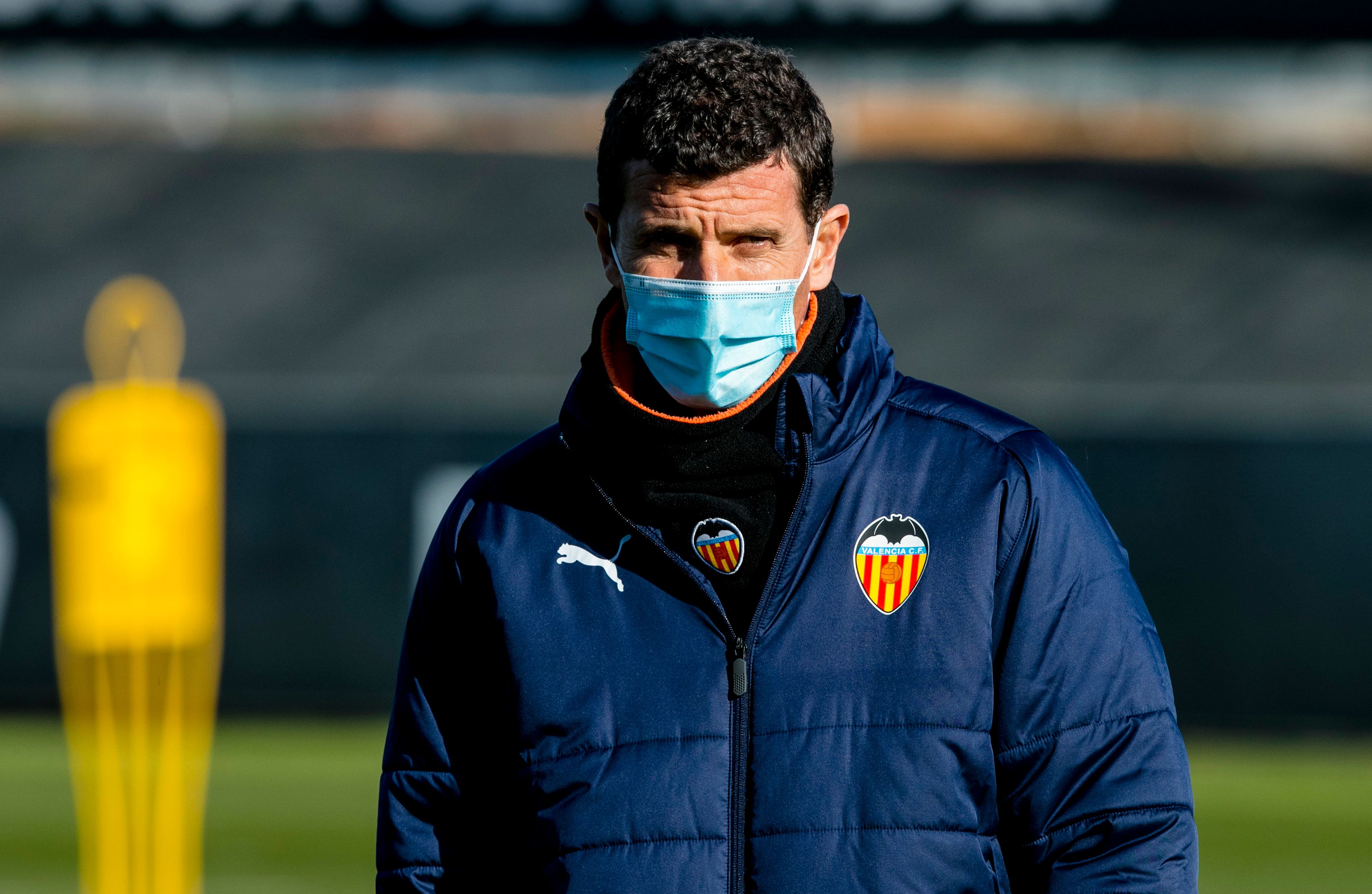  Gracia en el entrenamiento del Valencia CF