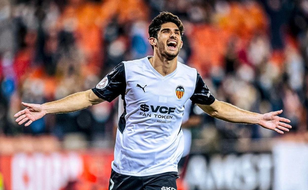  Guedes celebra el 1-0 ante el Cádiz