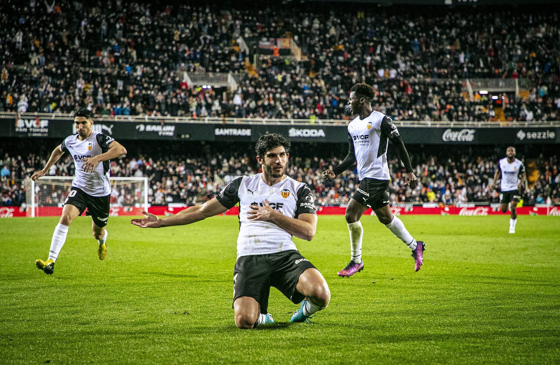 Guedes está recuperado y apunta al once titular
