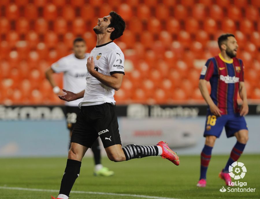  Guedes, durante el Valencia-Barcelona.