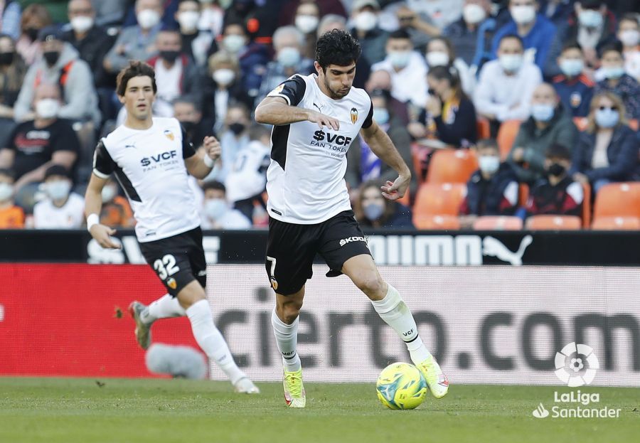 Guedes, durante el Valencia-Espanyol.