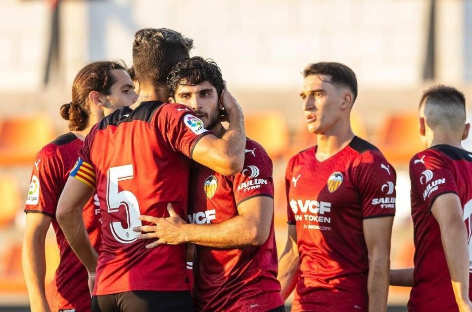  Guedes en el Valencia-Atromitos