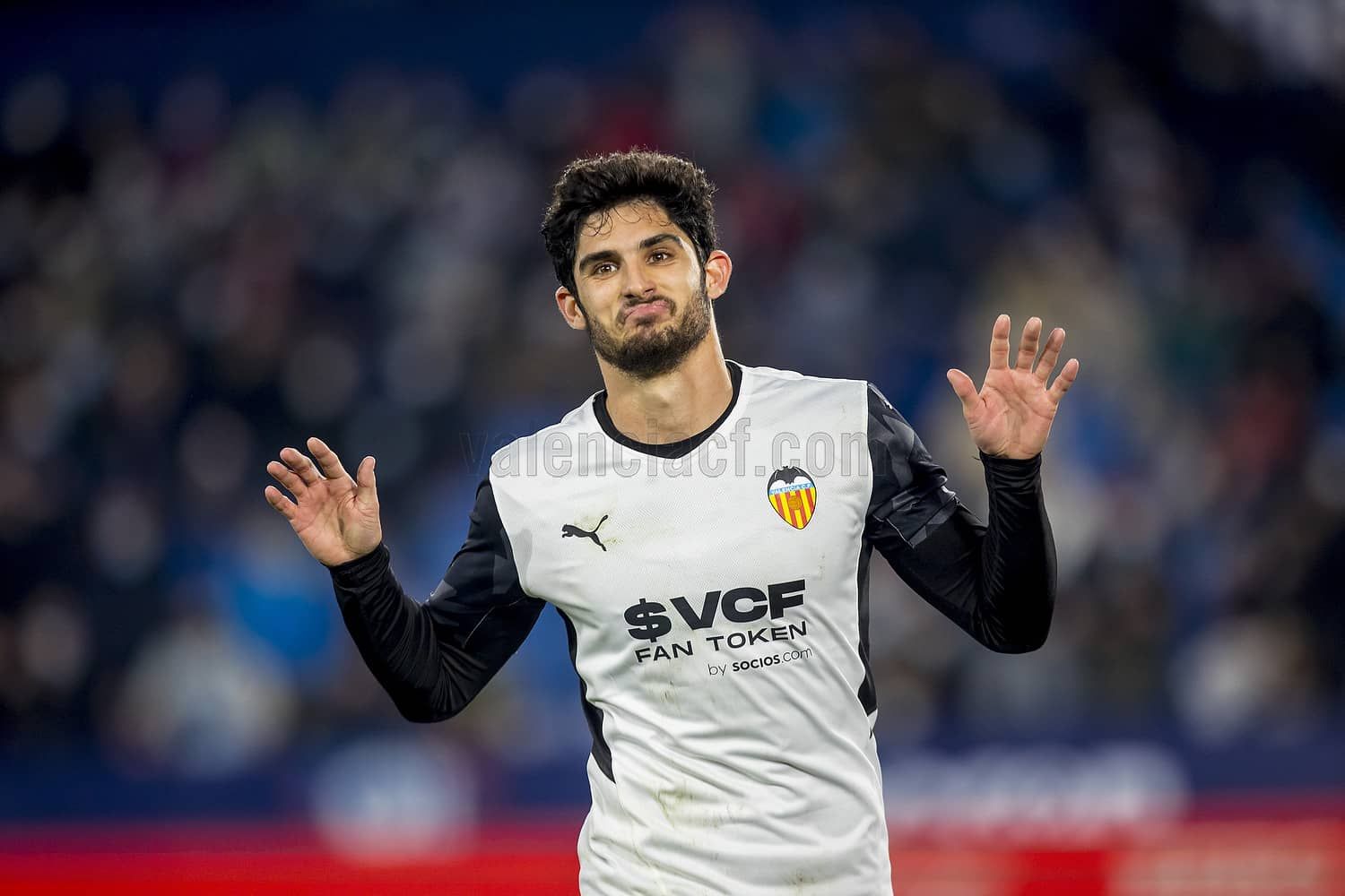  Guedes marca ante el Levante