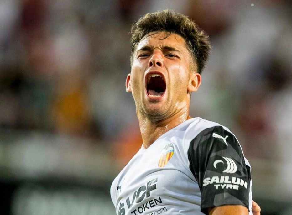  Hugo Duro, protagonista de los memes, celebra su gol contra el Real Madrid