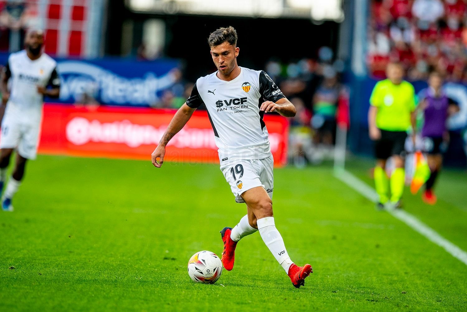 Hugo Duro debuta con el Valencia CF