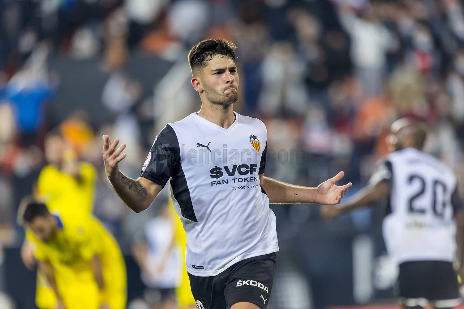 Hugo Duro y alegría, en el Valencia - Cádiz.
