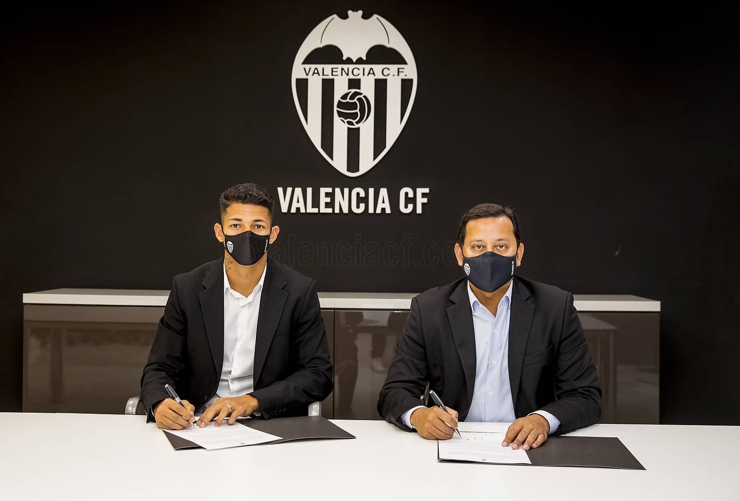  Marcos André y Anil Murthy