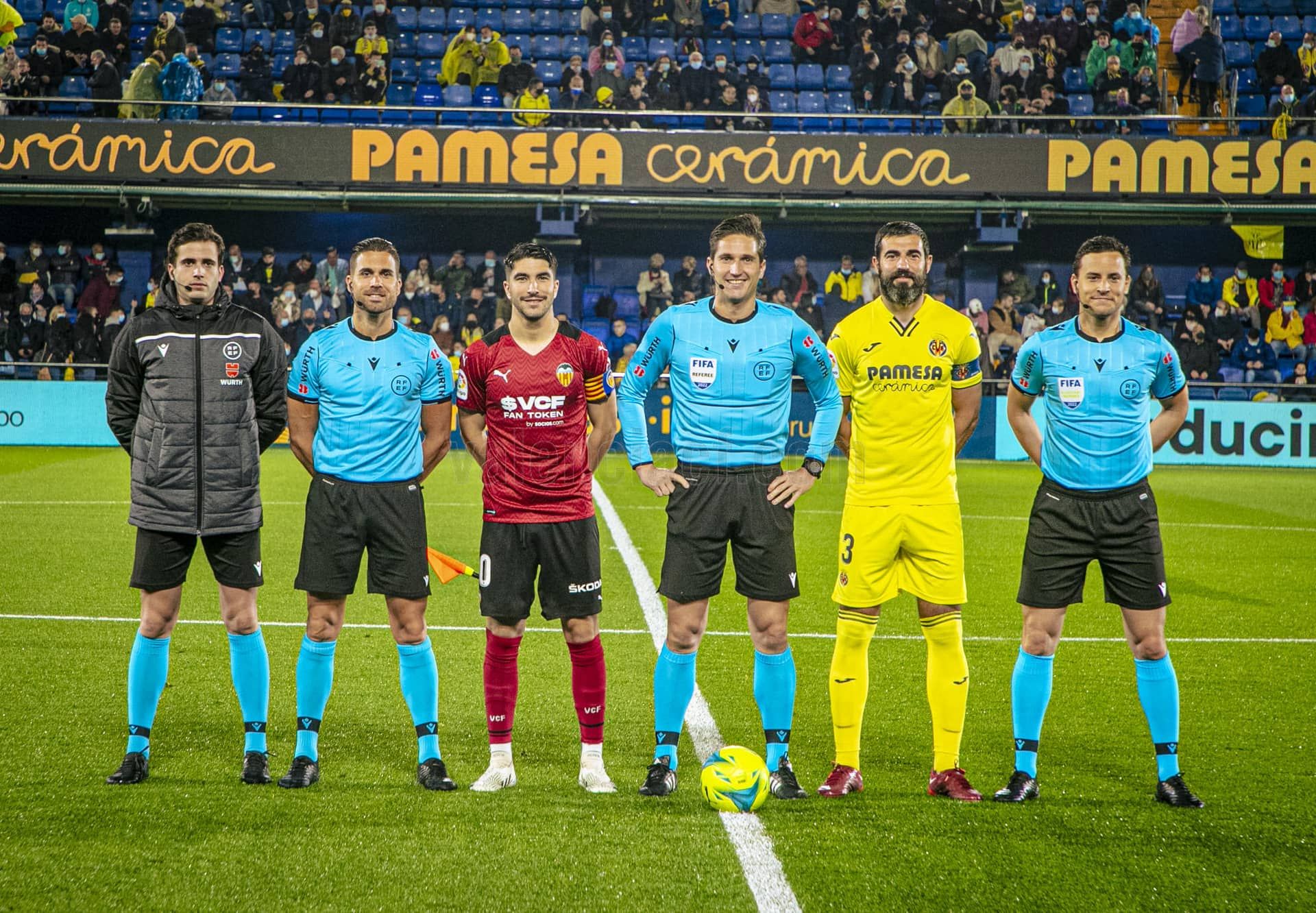  Munuera Montero, antes del Villarreal CF - Valencia CF.