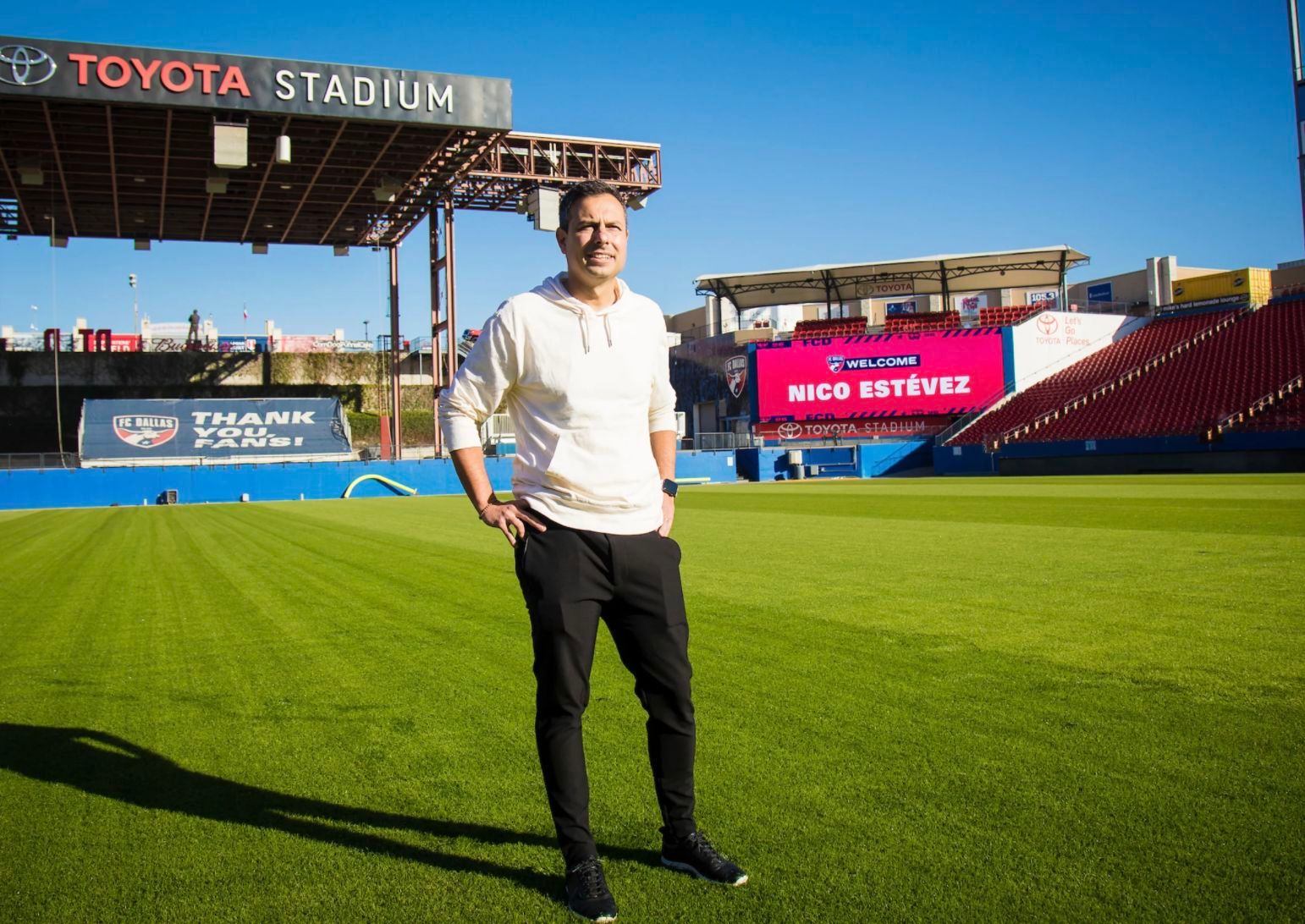  Nico Estévez se sube a lomos del FC Dallas