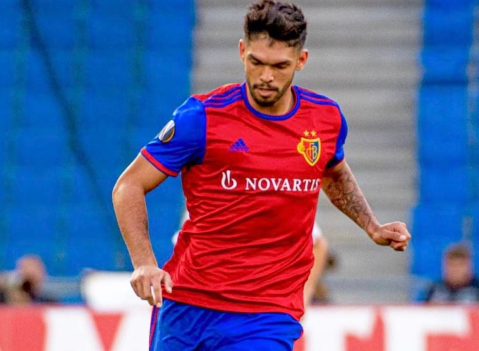  Omar Alderete