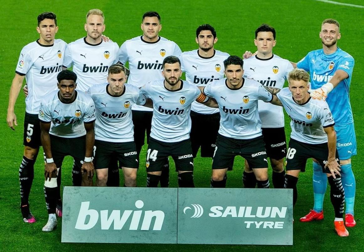  Once titular del Valencia CF ante el Barcelona