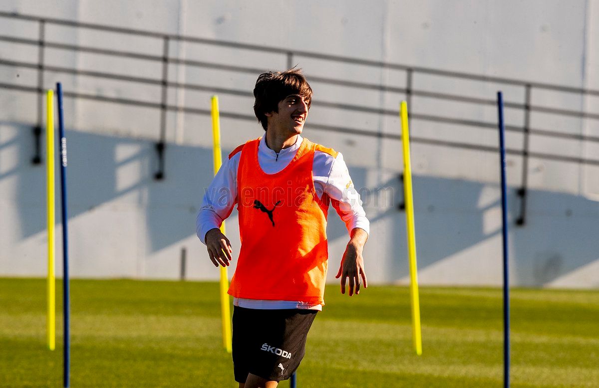  Primer día de Bryan Gil en el Valencia