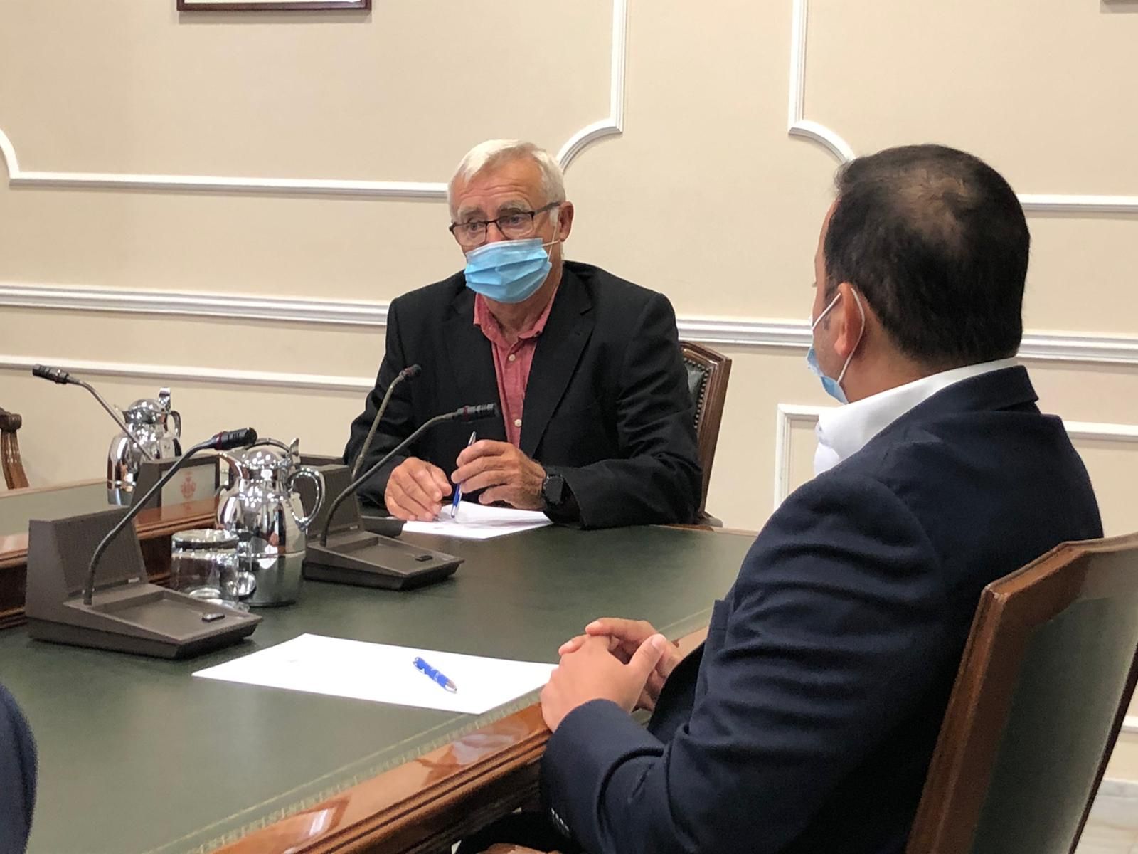 Reunión Anil Murthy y Joan Ribó por el Nuevo Estadio