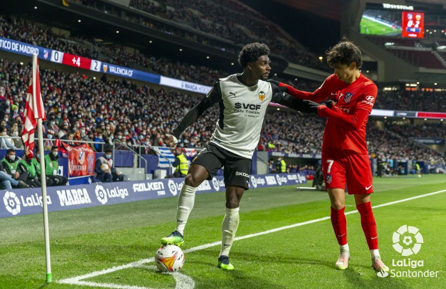  Thierry Correia ante el Atlético