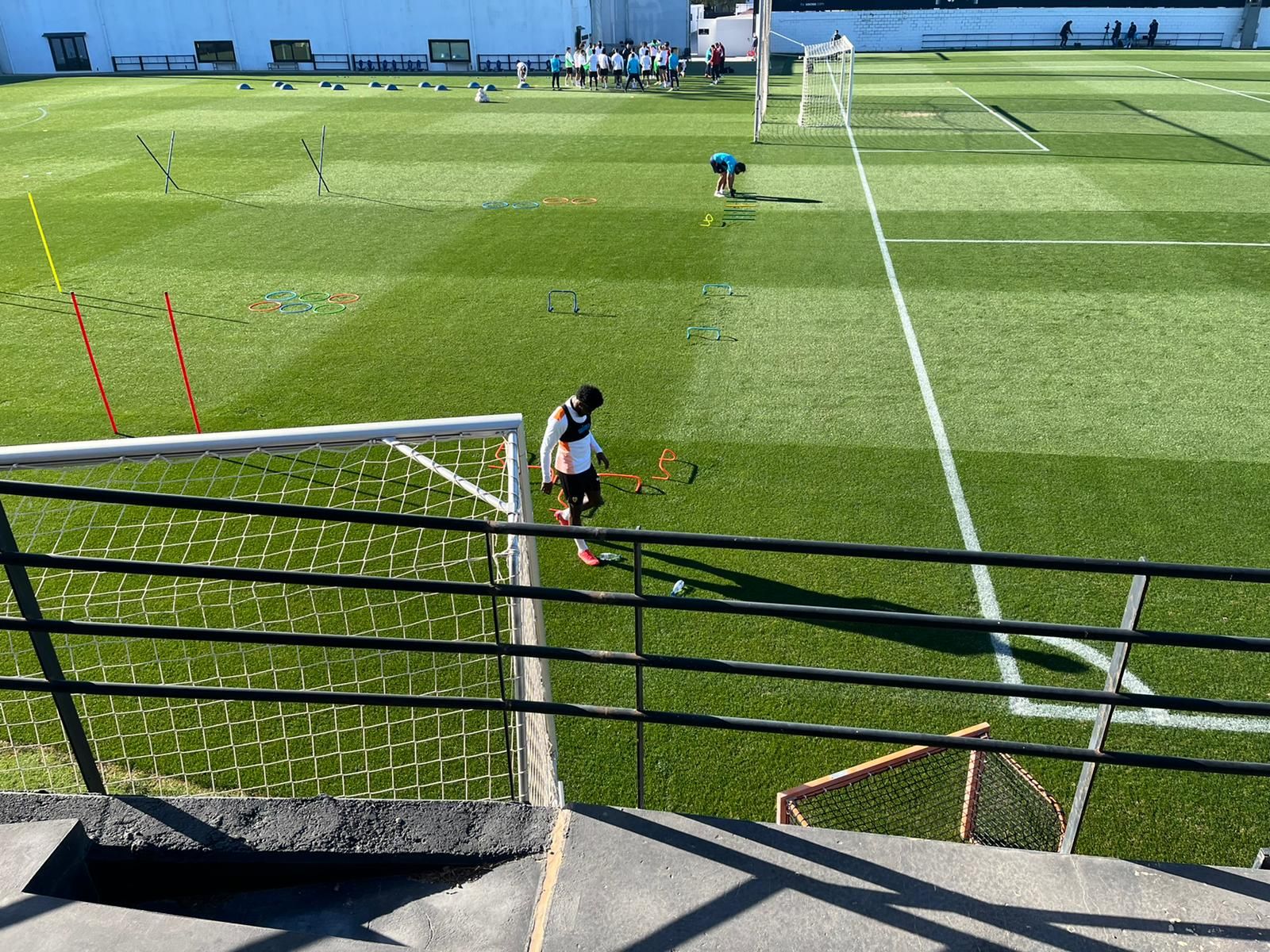  Thierry Correia, entrenó ante el Real Madrid y se suma a las bajas