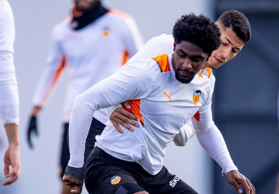  Thierry Correia, como Cillessen, ya está recuperado