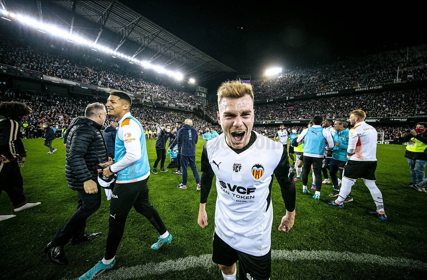  Lato tras el Valencia-Athletic