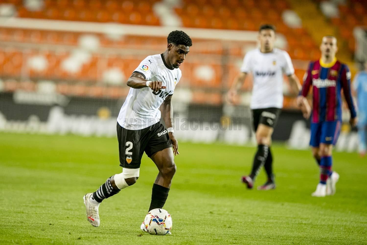 Correia jugó vendado en el Valencia CF - FC Barcelona.