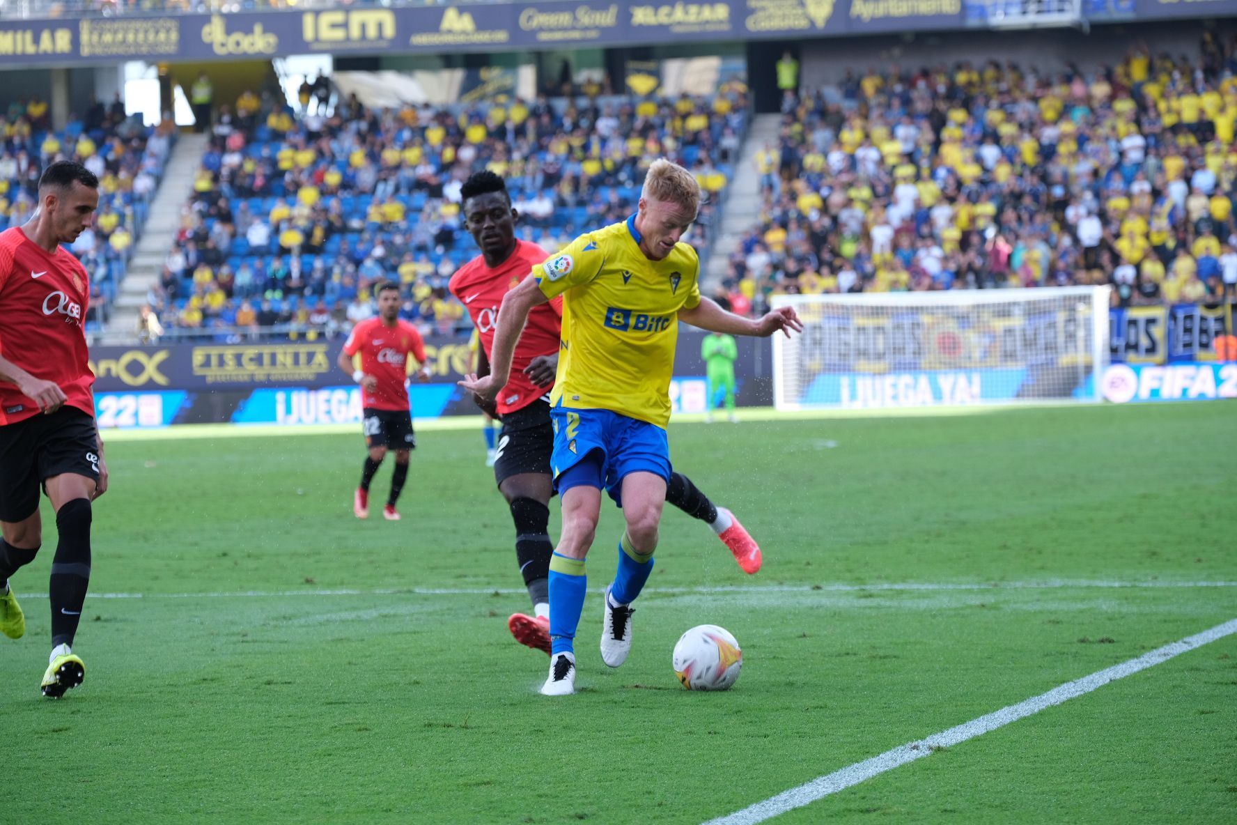 Jens Jonsson, durante el Cádiz-Mallorca en el Nuevo Mirandilla.