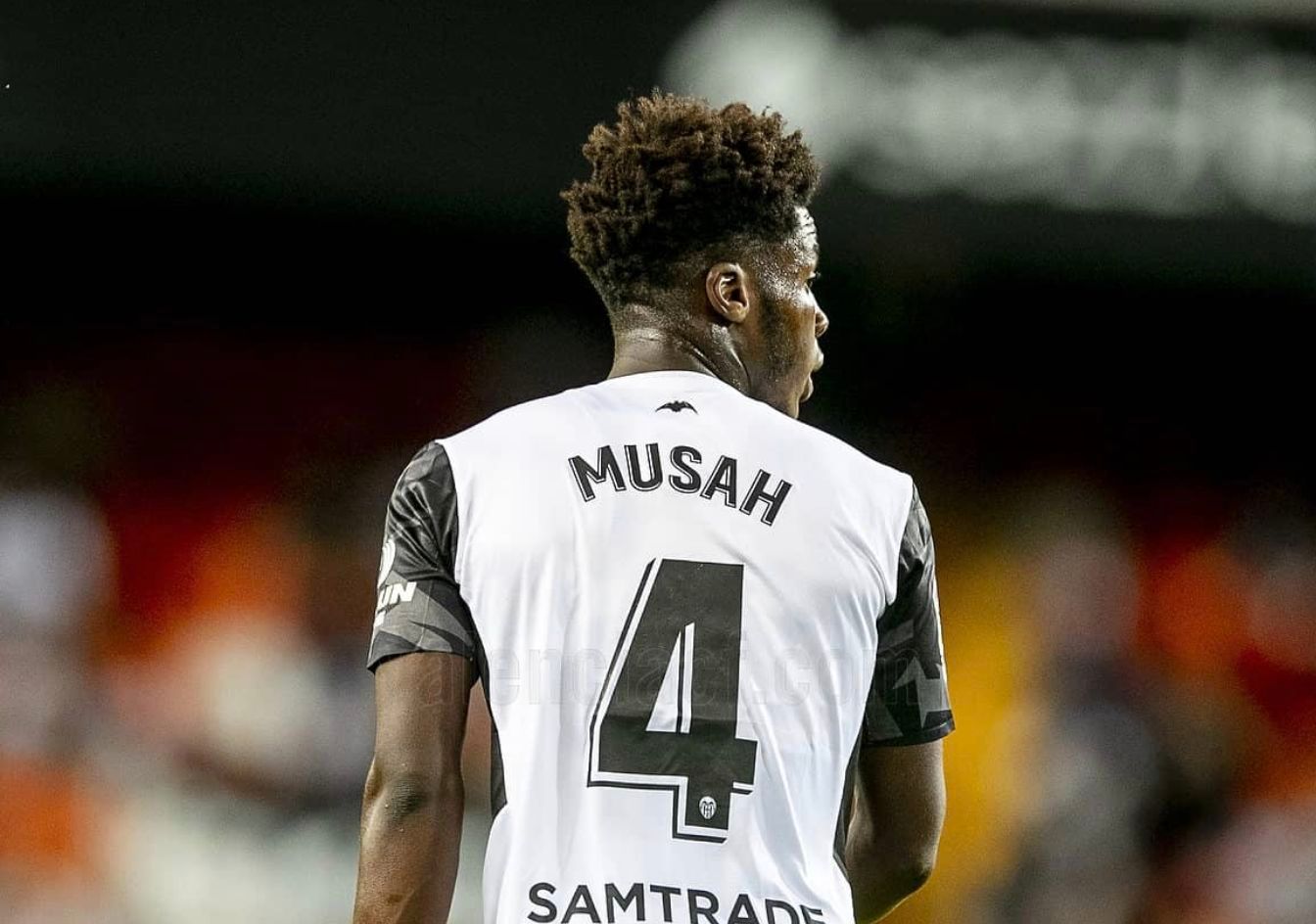 Yunus Musah ante el Real Madrid