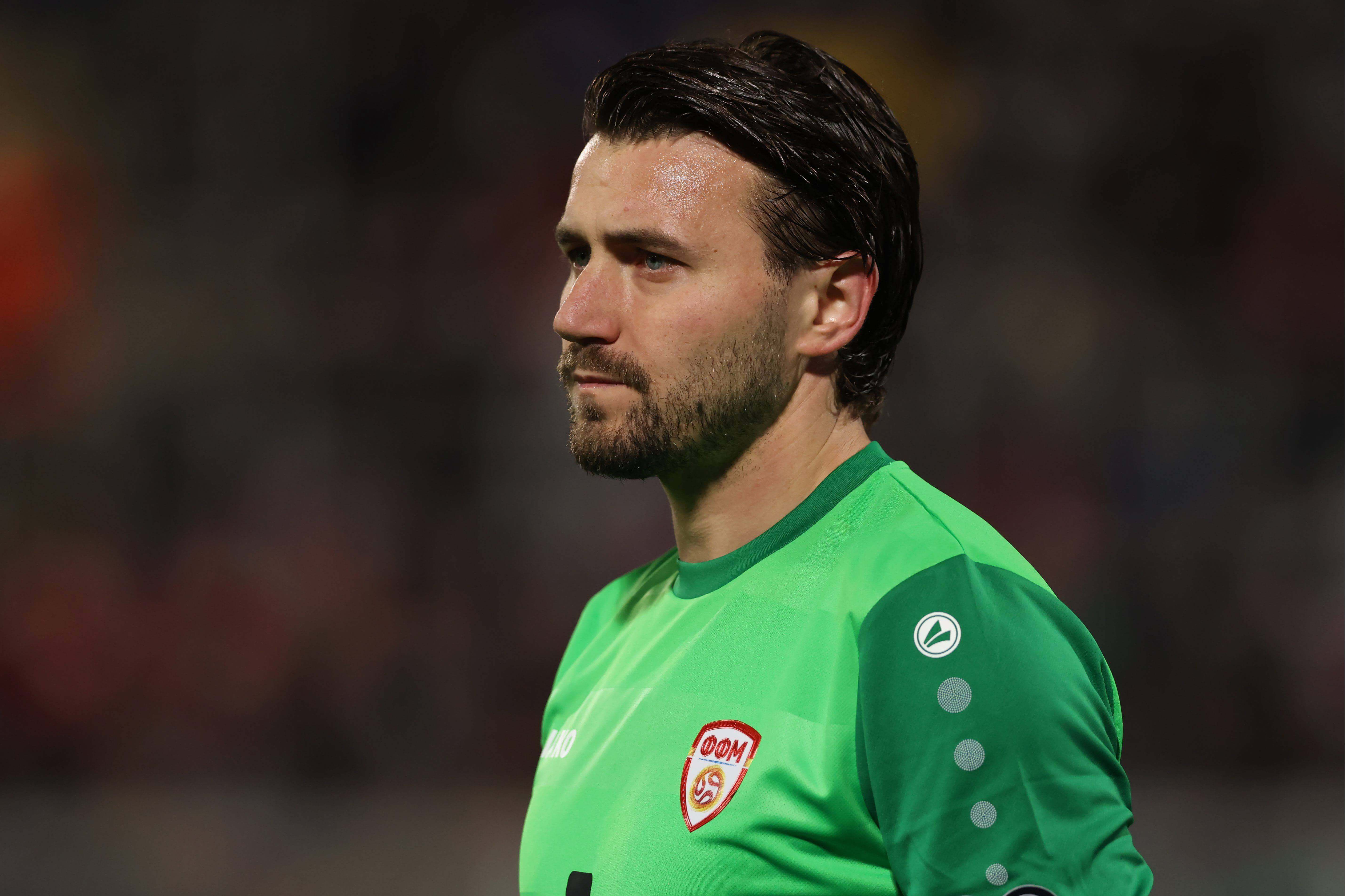  Stole Dimitrievski, uno de los seis internacionales del Valencia CF.