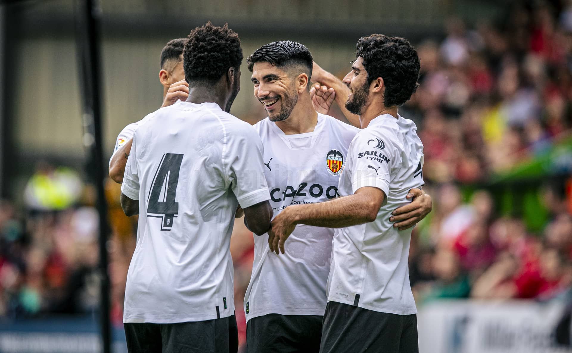 Soler celebra su gol ante el Nottingham