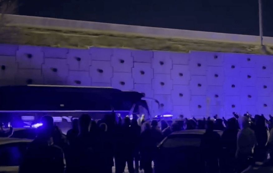  Aficionados en la Ciudad Deportiva de Paterna.