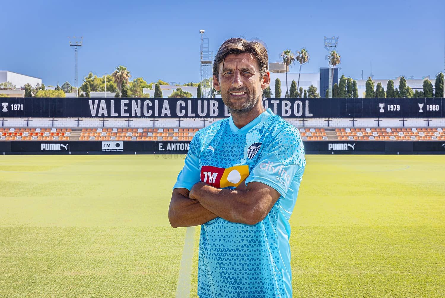  Angulo, entrenador del VCF Mestalla