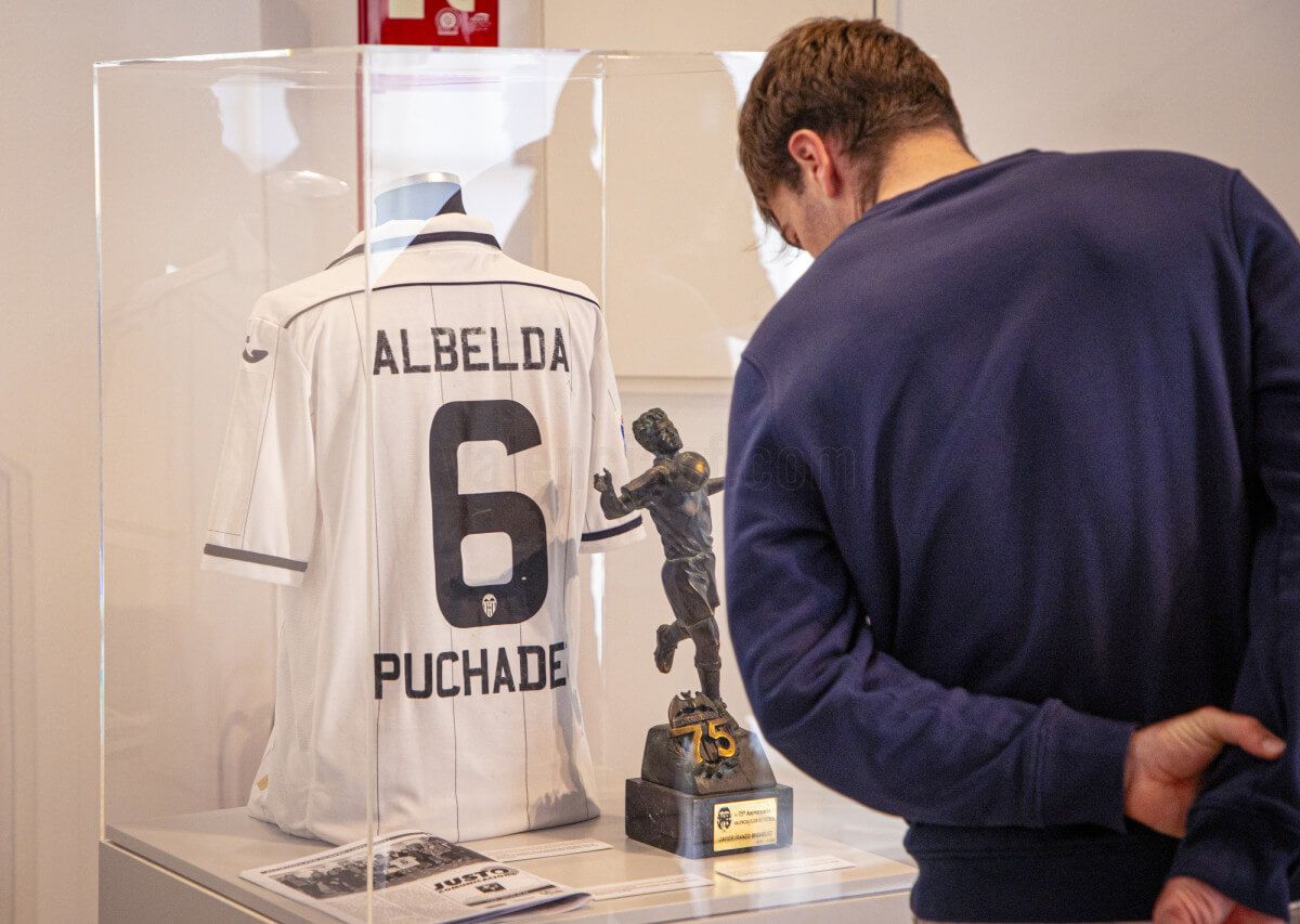  Exposición Año Puchades