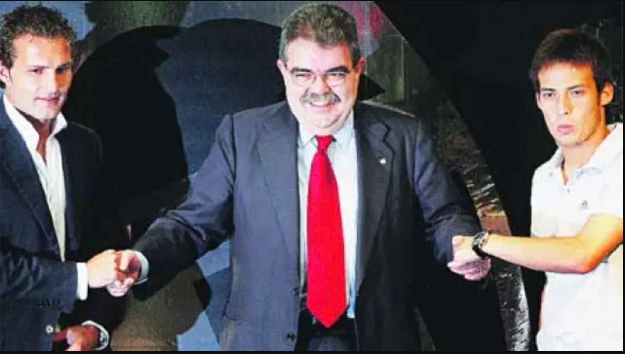  El Valencia ata a Silva hasta 2014 y amplía el contrato de Baraja
