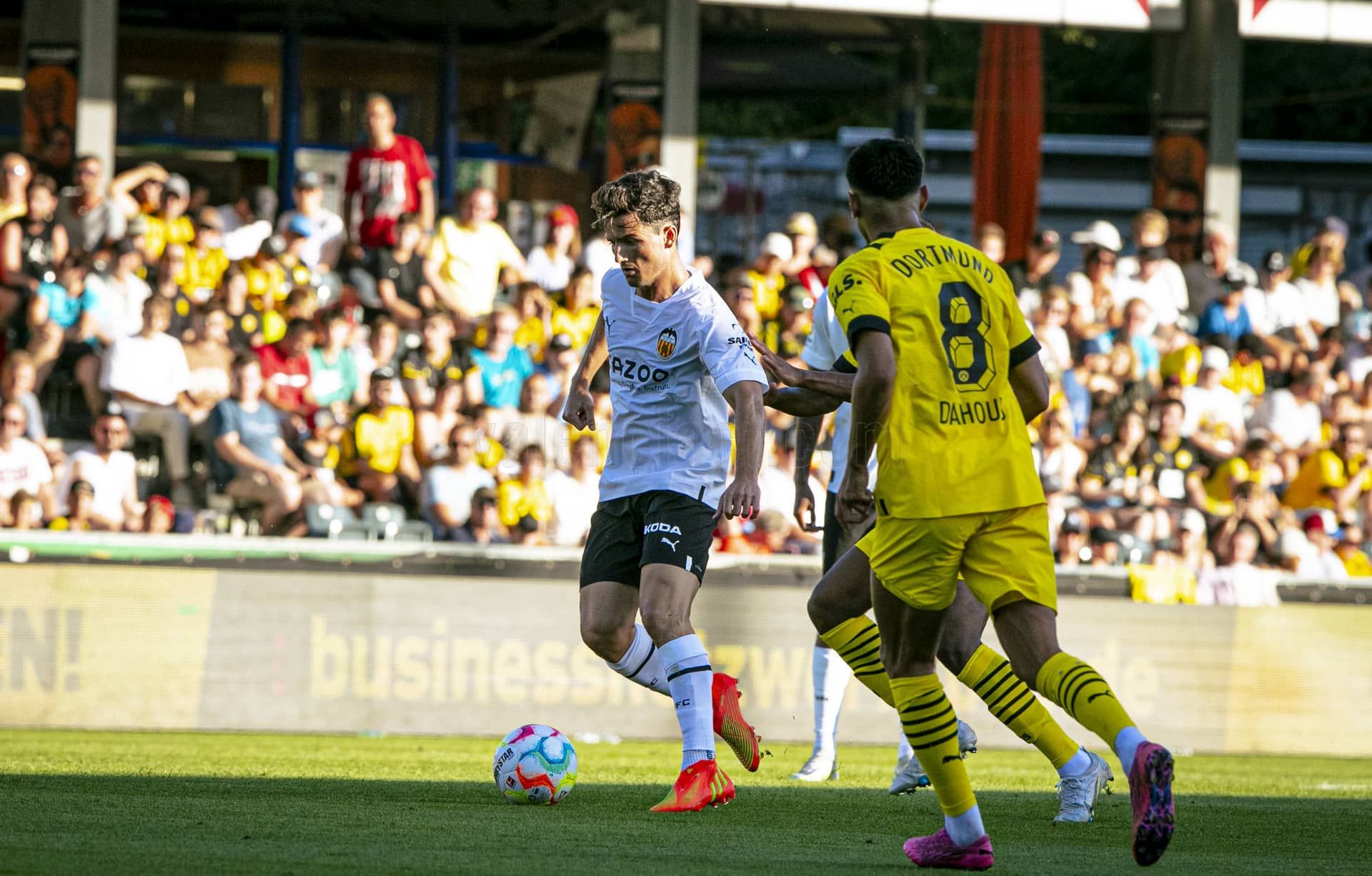 Guillamón fue titular en el primer partido de pretemporada ante el Dortmund.
