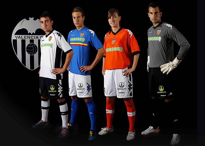 camiseta_del_valencia_cf_de_kappa.jpg