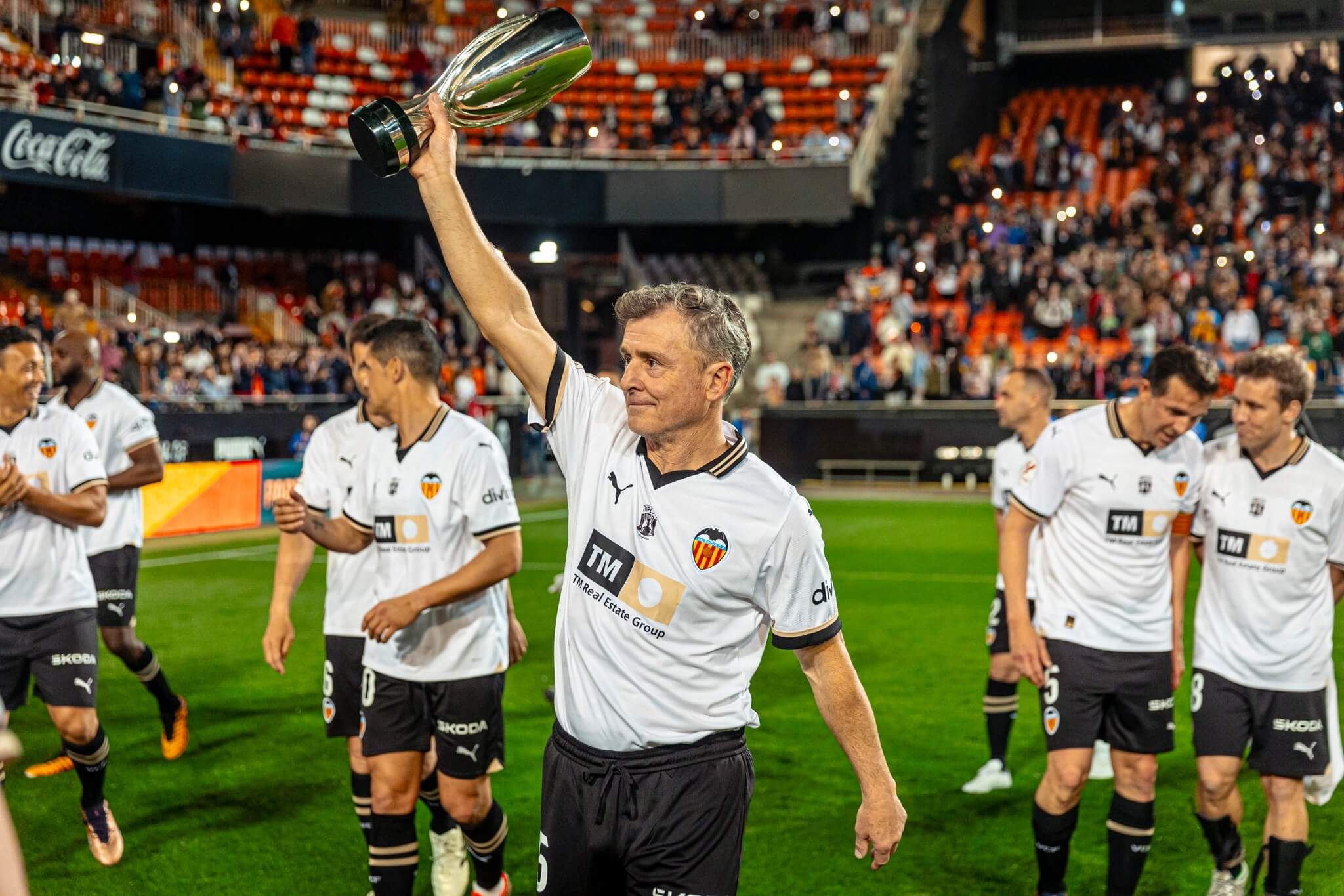 Carboni en el partido de Leyendas del Triplete