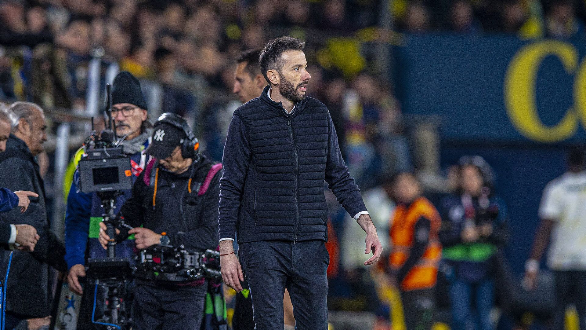  Carlos Corberán, ante el Villarreal CF.