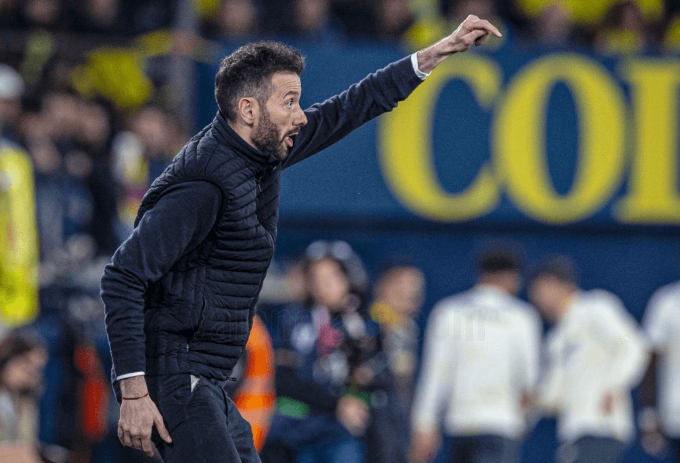  Carlos Corberán, ante el Villarreal CF.
