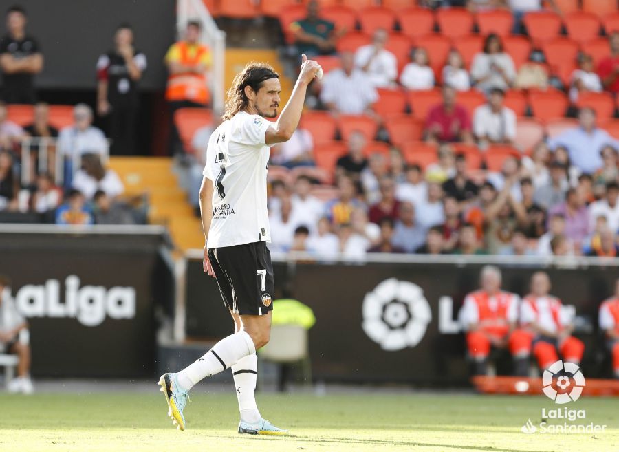  Cavani debuta en el Valencia CF-Celta