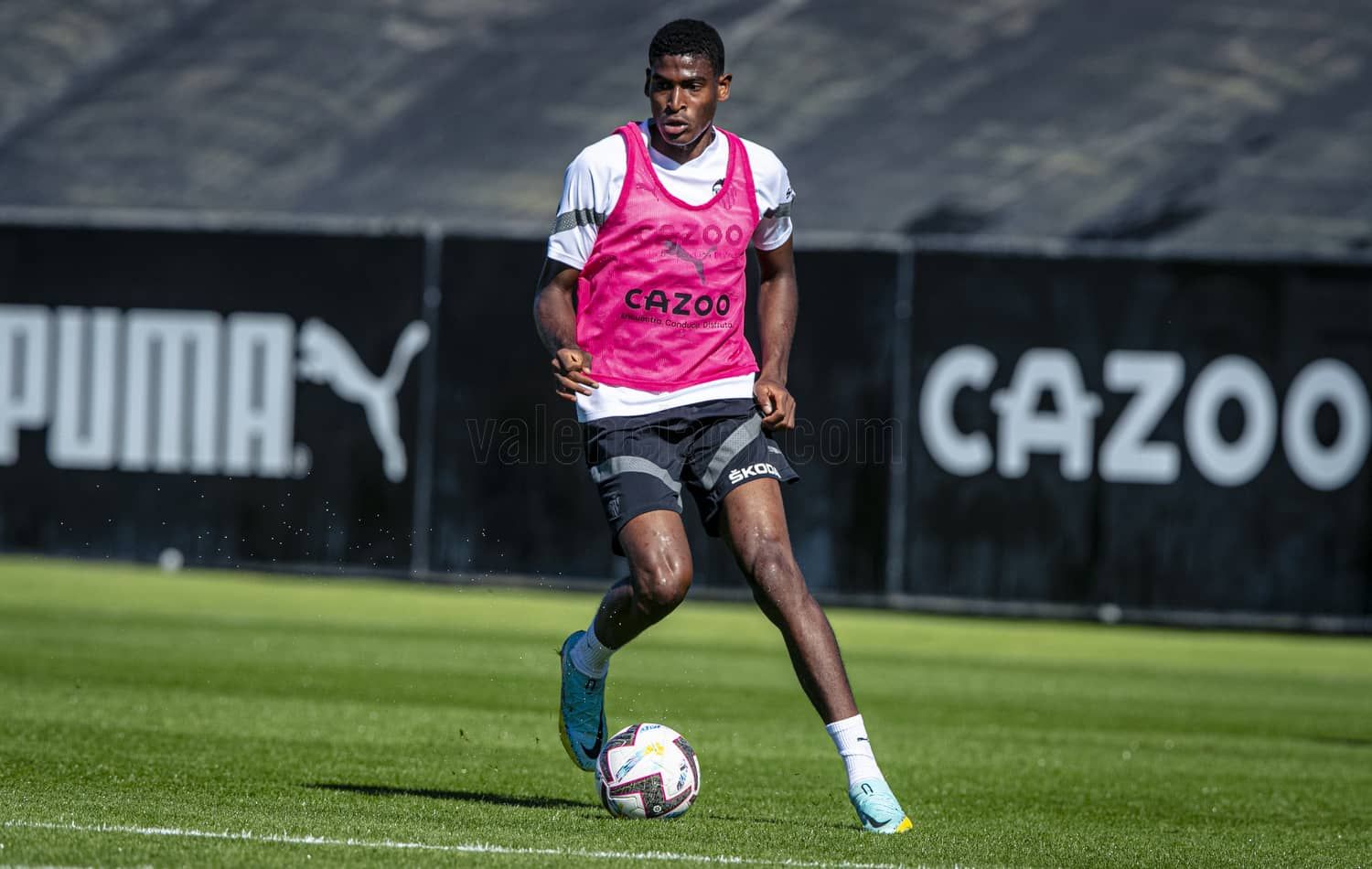  Cristhian Mosquera durante un entrenamiento. Foto: Valencia CF.