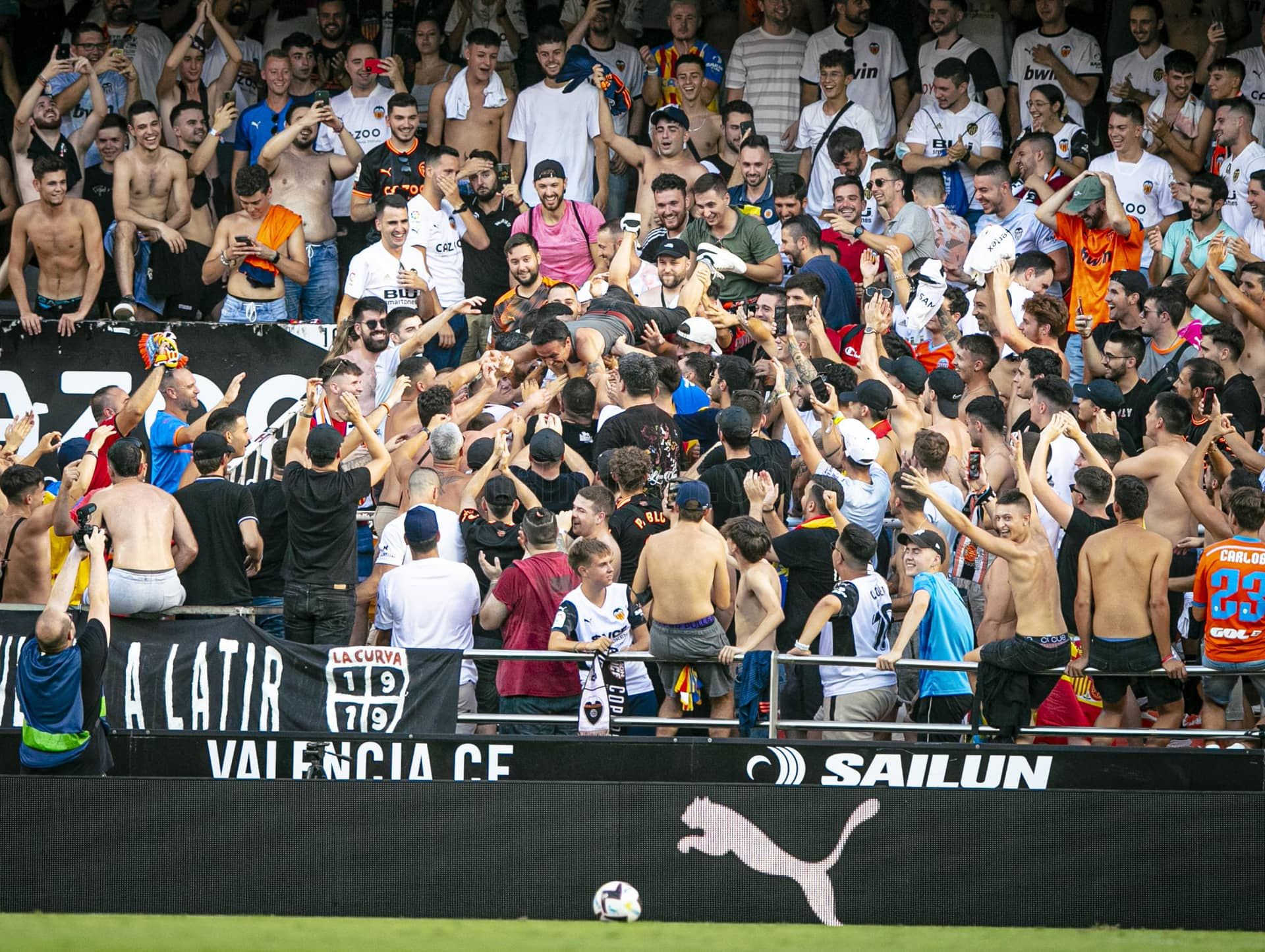 Curva 1919 en Mestalla
