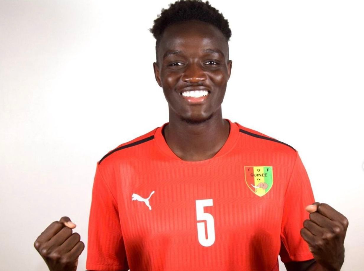  Diakhaby, con Guinea.