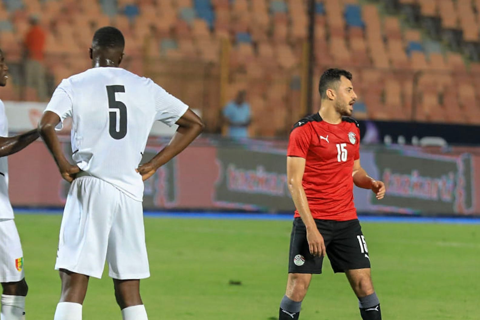  Diakhaby, con el 5, debuta ante Egipto
