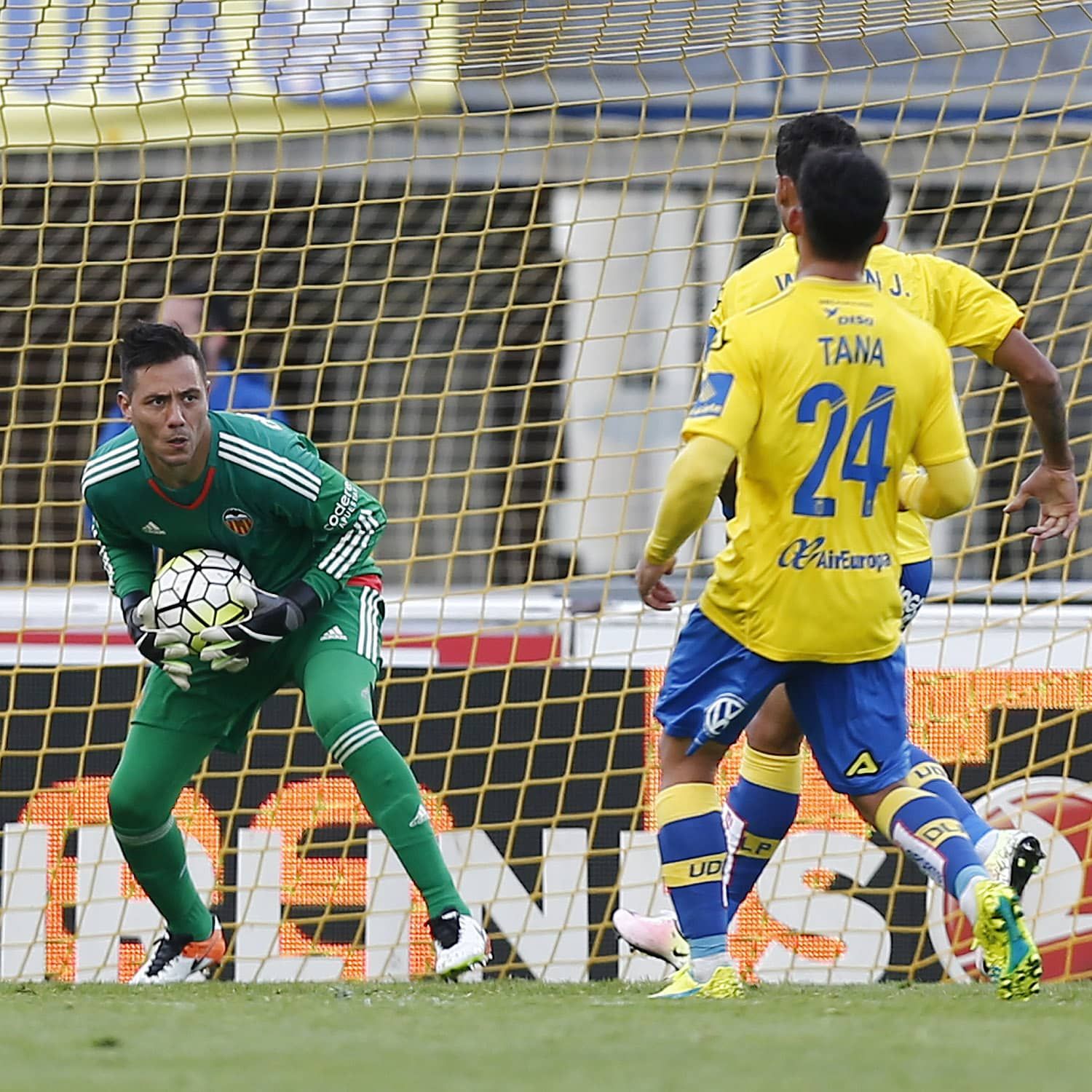  Diego Alves